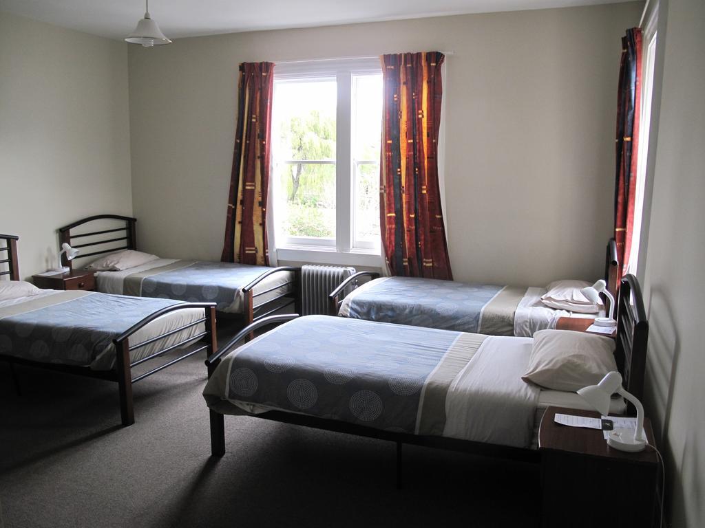 Dorset House Backpackers Hostel Christchurch Bilik gambar